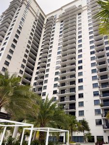 999 SW 1st Ave APT 2417, Miami, FL, 33130