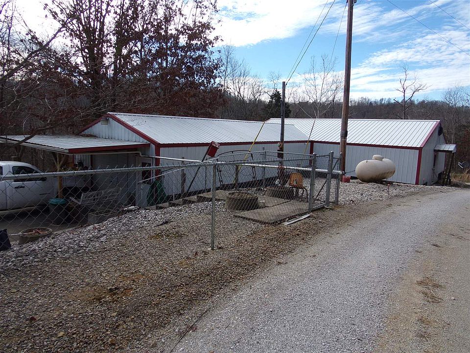 1st image of 599 Wooded Hill Farm Ln