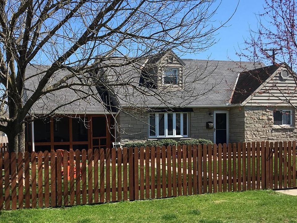 1st image of 956 Clayton Dr