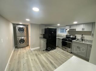 703 N Point Blvd #B, Baltimore, MD 21224