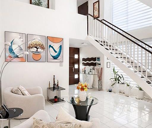 3rd image of B4 Calle Almendro