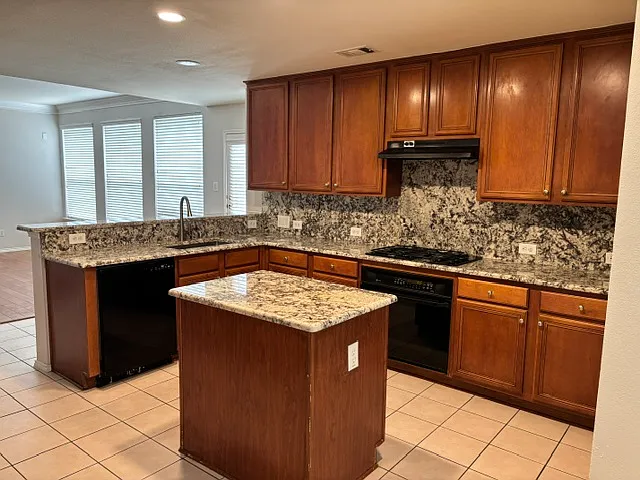2420 Cimmaron Dr — Photo 10