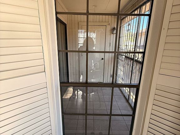 5th image of 7926 Broadway St APT 808