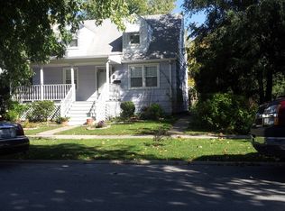 17633 Roy St, Lansing, IL 60438