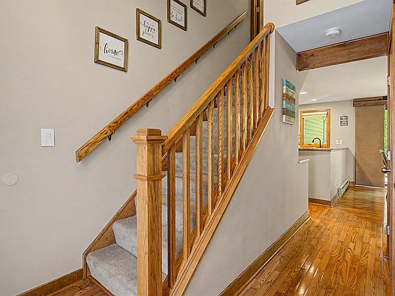 2nd image of 23 Farmstead Dr