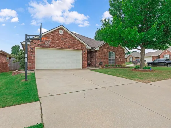 12524 SW 12th St, Yukon, OK 73099