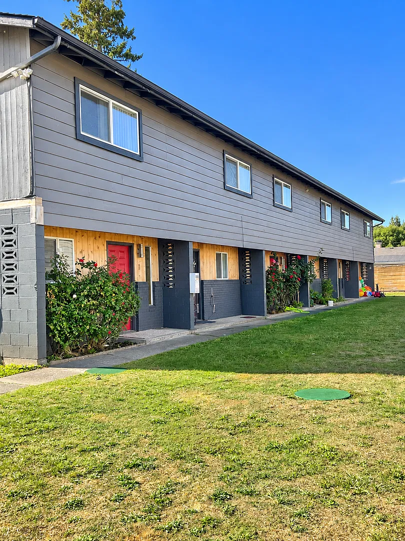 Ark Townhomes, LLC — Photo 1