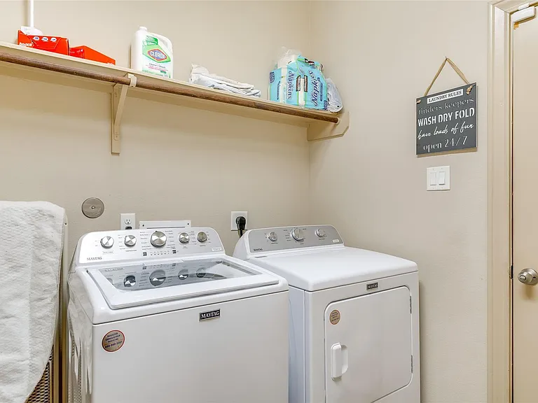 8470 Coral Cove Pass Ln — Photo 29