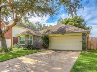 17034 Blue Mist Cir, Sugar Land, TX 77498