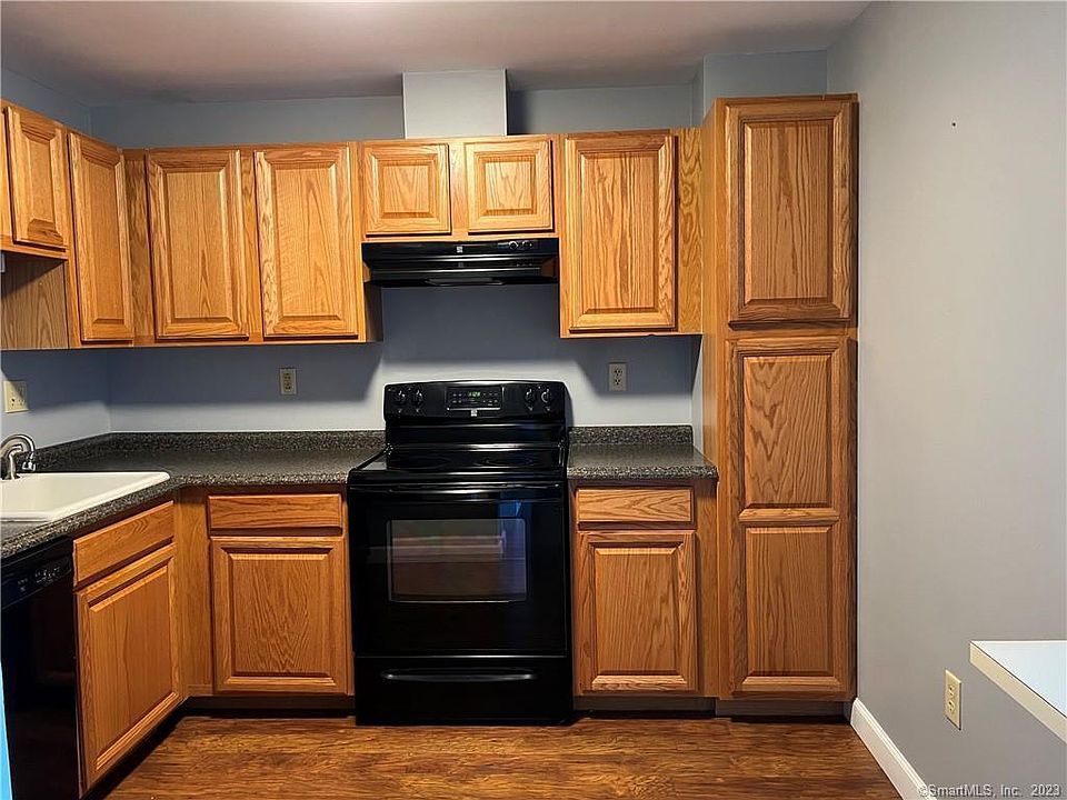 Rivers Edge Condominiums Apartment Rentals Middletown, CT Zillow