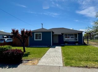 117 Nicolai Ave, Sunnyside, WA 98944