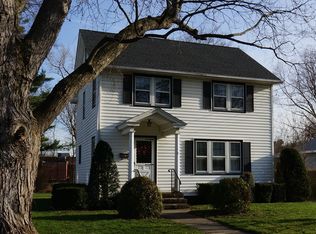 10 Whitney Rd, Bethel, CT 06801