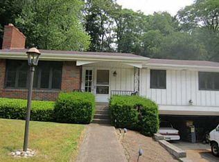 160 Thornberry Dr, Pittsburgh, PA