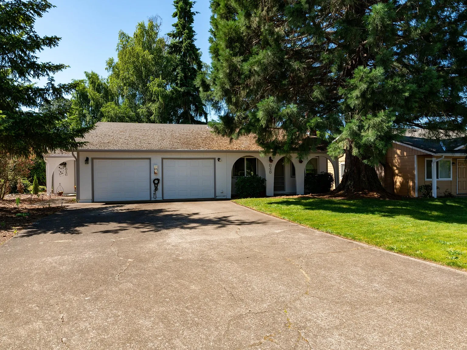 Lynda Vista Duplexes — Photo 3