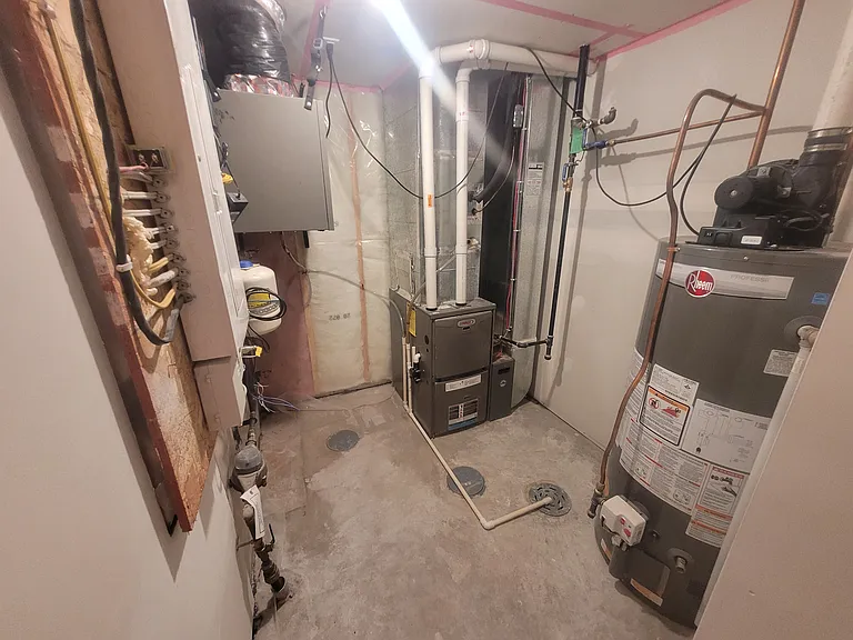 1616 B Alexandra Ave — Photo 18