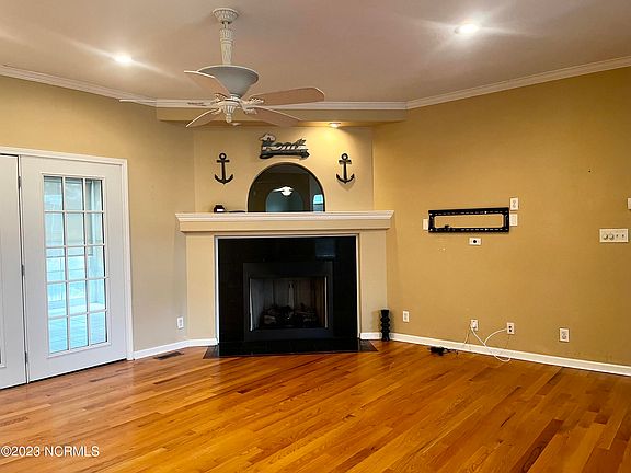 2nd image of 304 Wildwood Street NW
