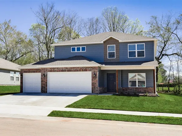 3051 W Emil Dr, Fayetteville, AR 72704