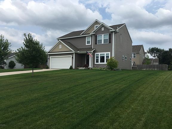 3rd image of 8102 Silverado Ln