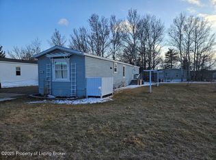 208 A St, Dickinson, ND 58601