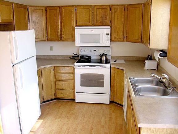 2nd image of 6009 W Swanbridge Dr