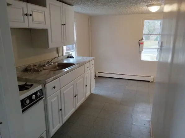 58 S Pine St, Bridgeton, NJ 08302