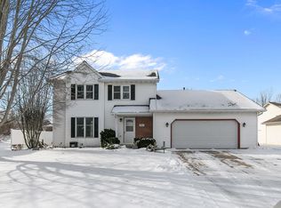 861 Carissa Ct, Omro, WI 54963