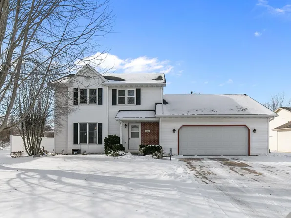 861 Carissa Ct, Omro, WI 54963