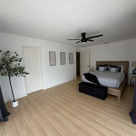 576 Retreat Dr #201 — Photo 23