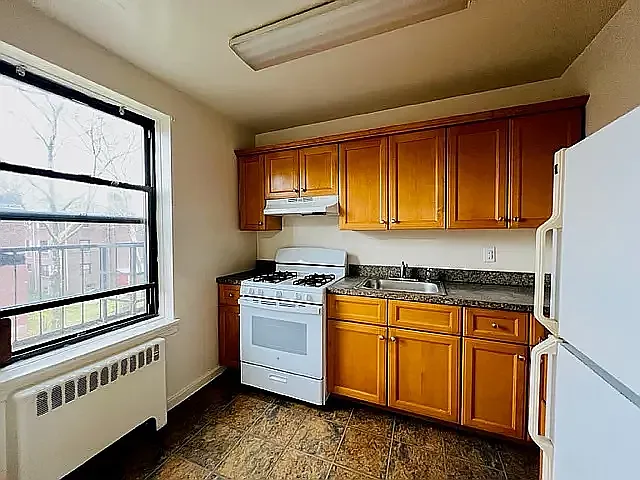 194 Union Ave #C — Photo 3