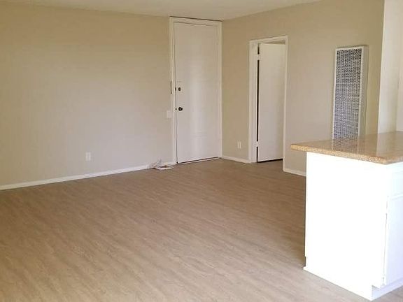 2nd image of 456 S Harvard Blvd APT 301