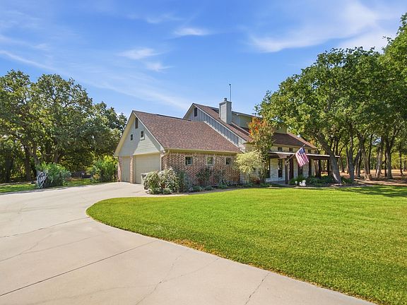 2nd image of 115 Coldwater Creek Ln