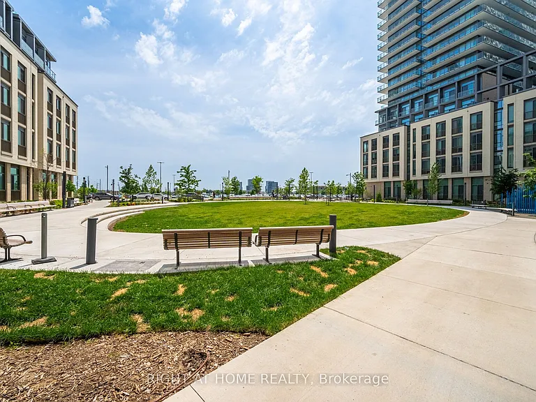 7890 Jane St #508 — Photo 4