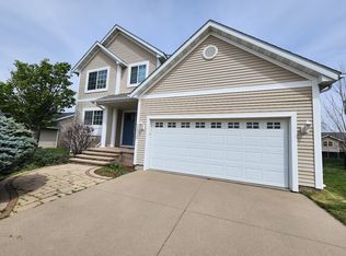 5450 Prairie Ridge Ave, Marion, IA 52302