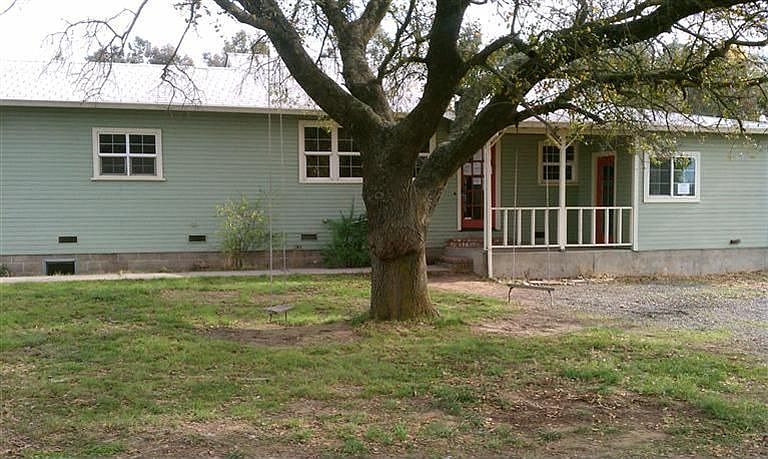 1st image of 2683 Walnut Ave
