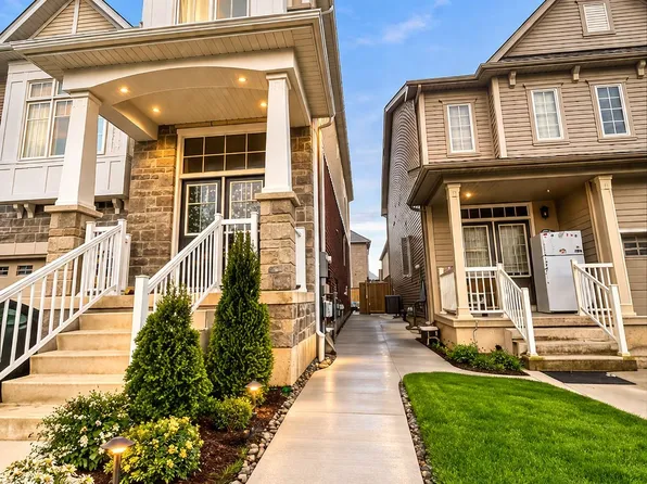 8622 Chickory Trl, Niagara Falls, ON L2H 3S5