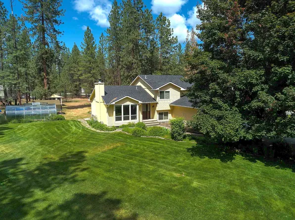 16829 N Wylie Dr, Nine Mile Falls, WA 99026