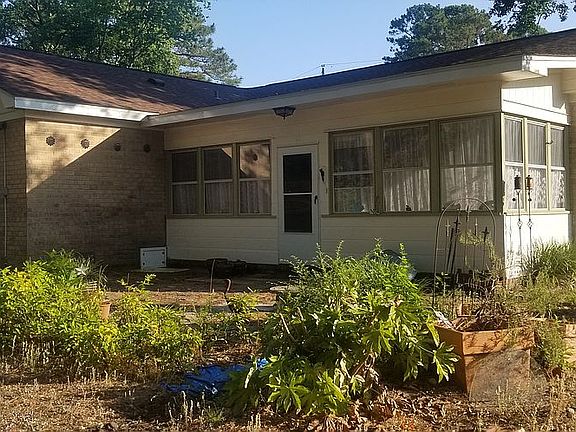 BACK W/ FLORIDA ROOM