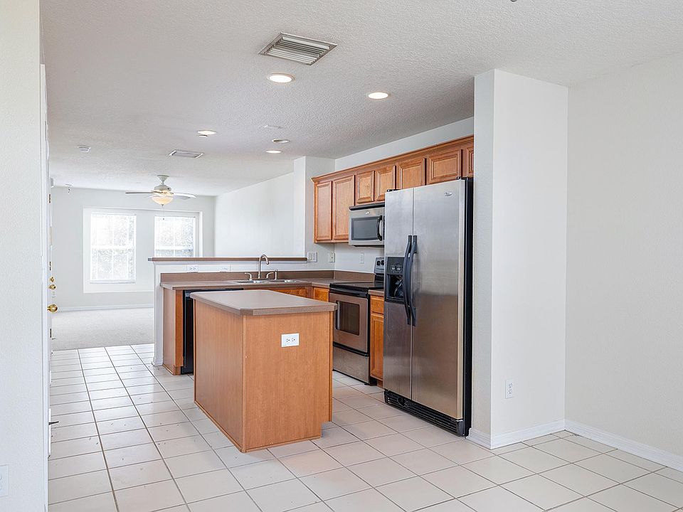 Kitchen/Dining Room/Living Room