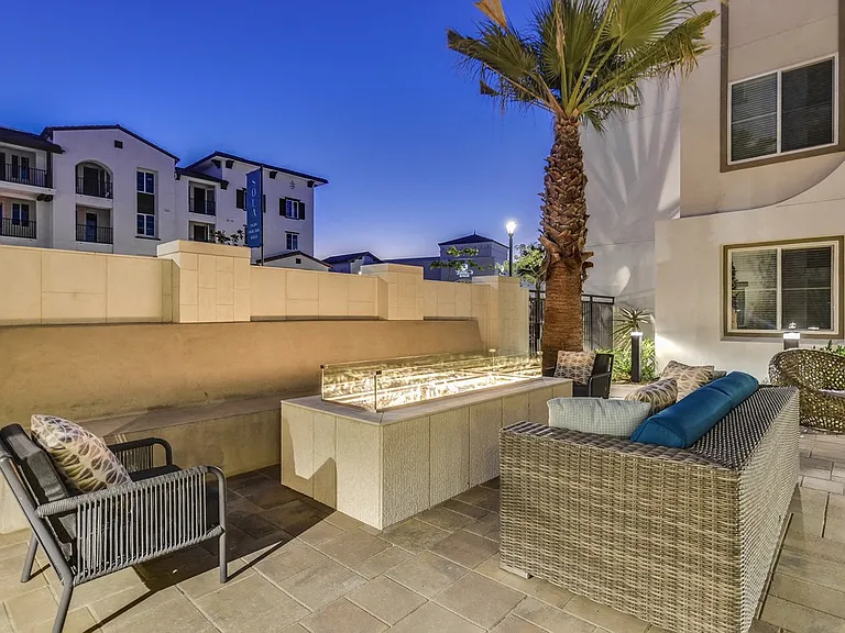 Outdoor Lounge