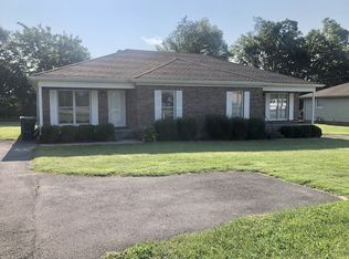 1228 Pyle Ln, Hopkinsville, KY 42240