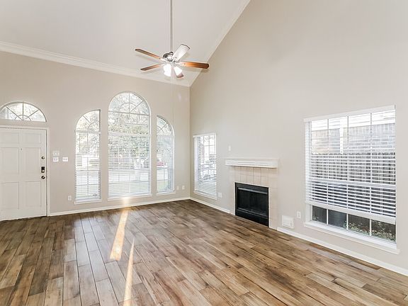 5th image of 8027 Oceanside Dr