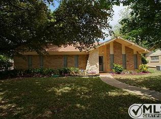 1201 Irwin Dr, Hurst, TX 76053