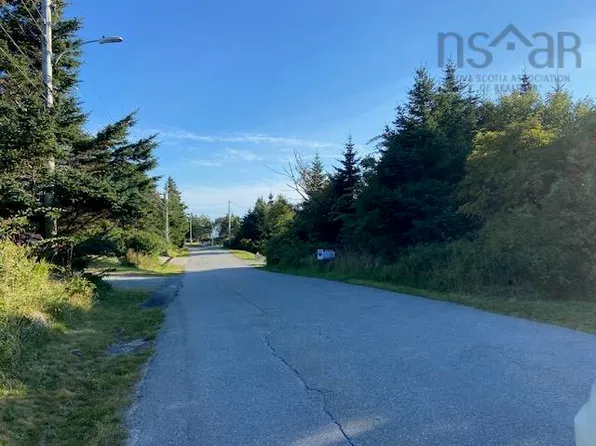 John St, Shelburne, NS B0T 1W0