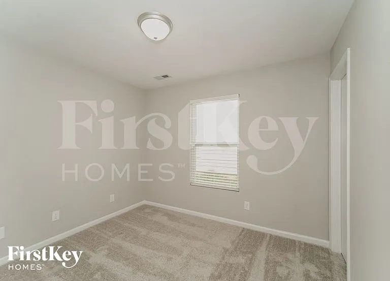 1431 Waterlily Ln — Photo 13