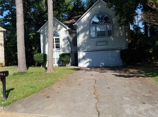 1652 Club Vista Trce, Stone Mountain, GA 30088