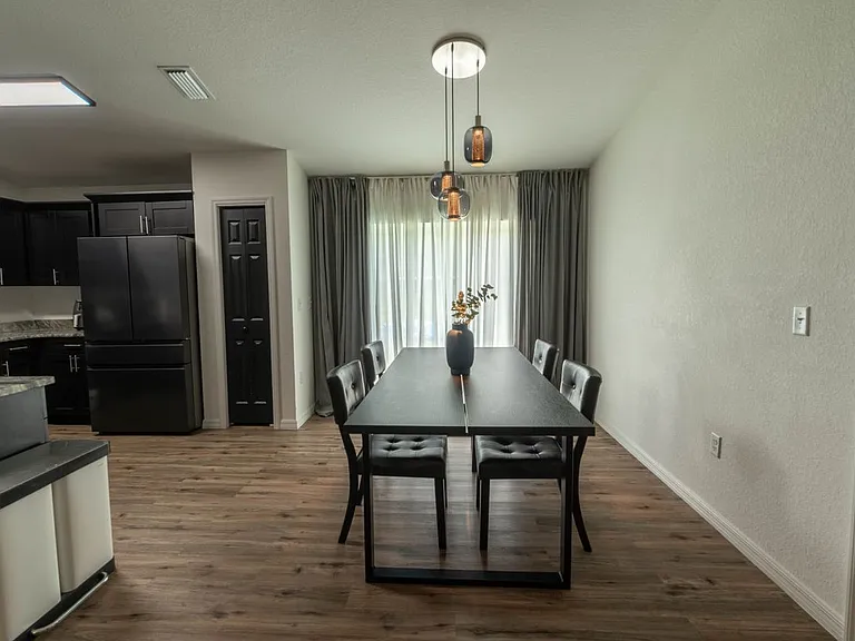 1641 SW 31st Ave — Photo 14