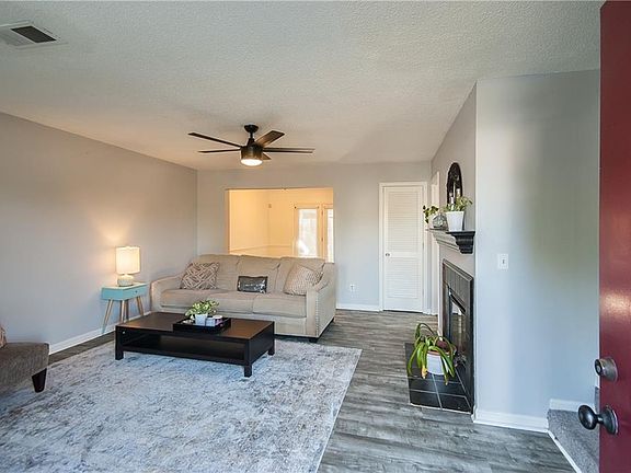 3rd image of 253 Mill Creek Pl