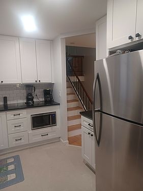 5th image of 156-00 77th St #2