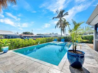 13 Sunview Blvd, Fort Myers Beach, FL 33931