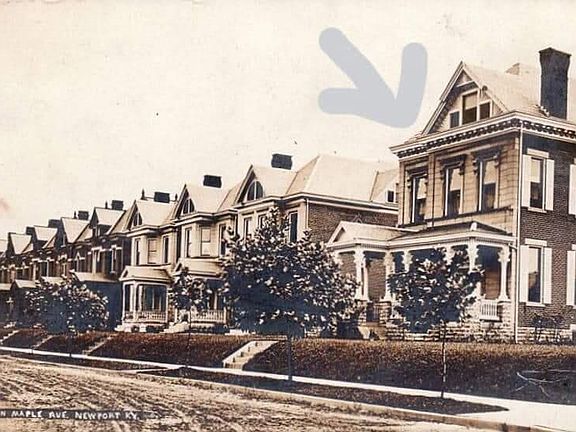 3rd image of 610 Maple Ave